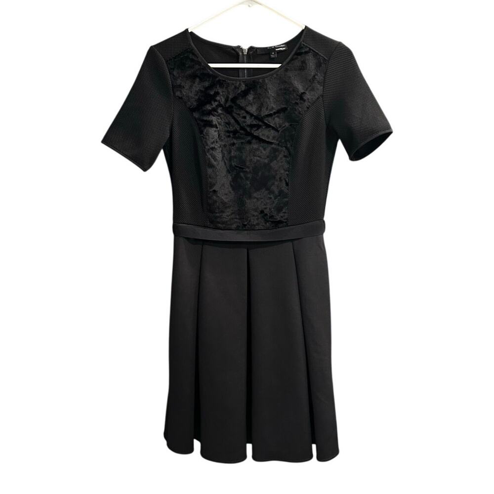 Elie Tahari Design Nation Black Short Sleeve Dress Velvet Bodice Pleated Skirt 4